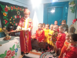 «Русская изба» «Русская изба».