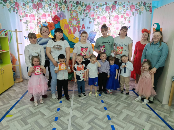 8 марта в младшей группе "Ромашка"! 8 марта в младшей группе "Ромашка"!.